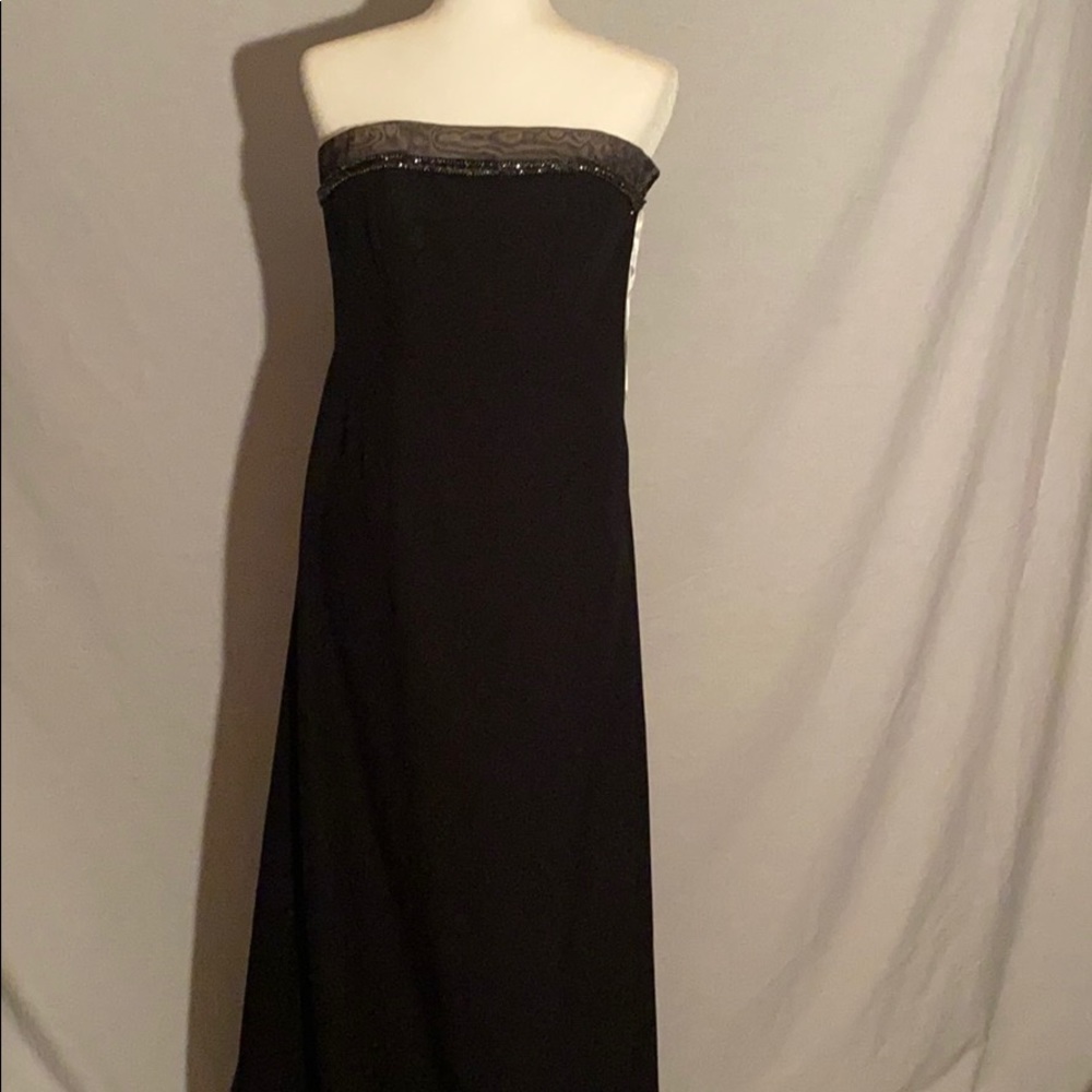 DAVID’’S BRIDAL gown - Picture 2 of 12